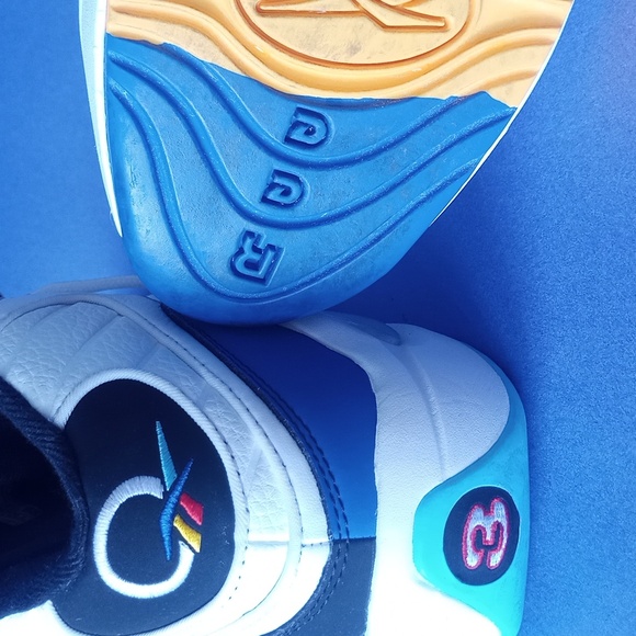 Reebok Iverson Question Mid Retro "Class of 16" Athletic Shoe's - Picture 9 of 15